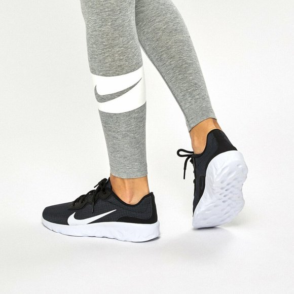 Nike Shoes - 🆕 Nike Strada Women athletic shoes origina…